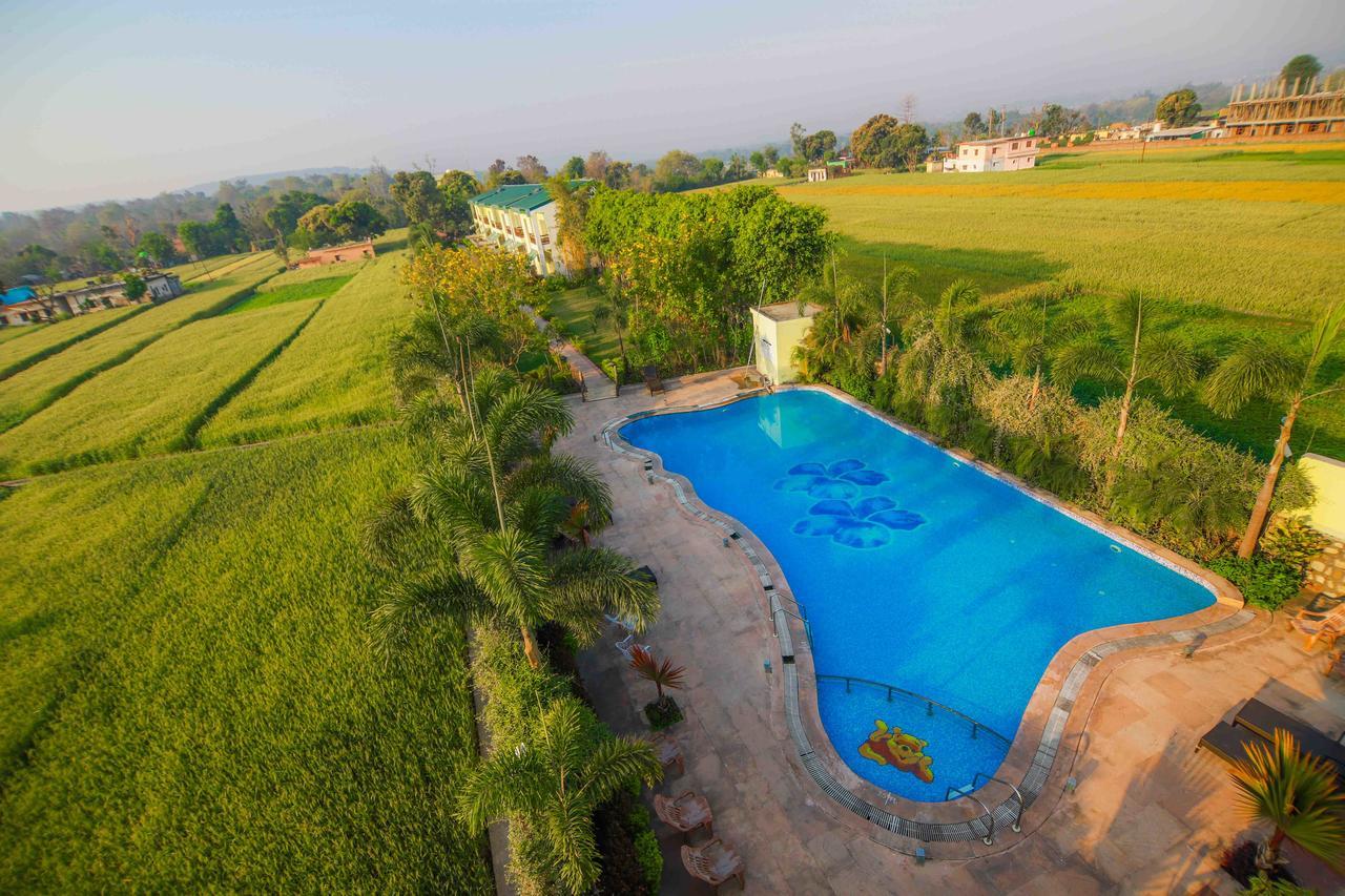 V Resorts Rajaji National Park Risikés Kültér fotó